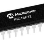 PIC16F72 Microcontroller IC