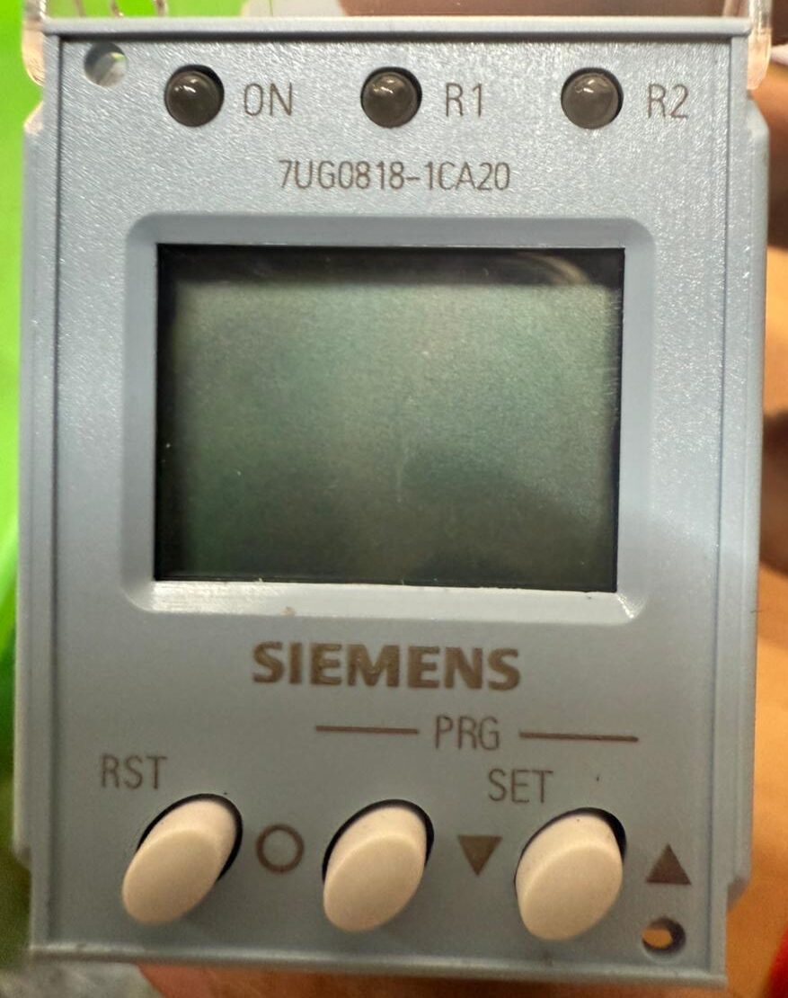 WhatsApp Image 2025-10-27 at 10.09.58 AM (1) Siemens 7UG0818-1CA20 Line Monitoring Relay