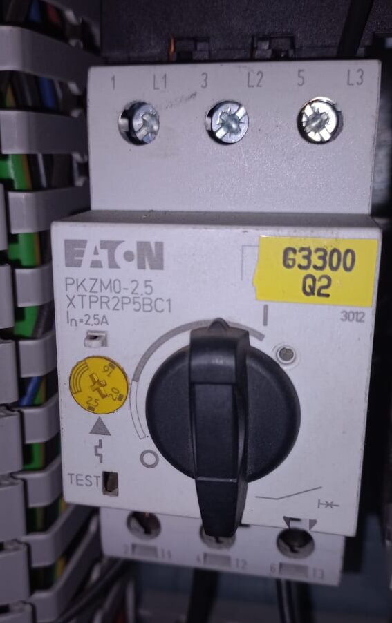WhatsApp Image 2025-10-27 at 2.05.22 PM Eaton PKZM0-2.5 Motor Protective Circuit Breaker